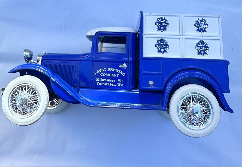 PABST BLUE RIBBON BANK LIBERTY CLASSICS FORD MODEL A DIE CAST TRUCK LIMITED ED